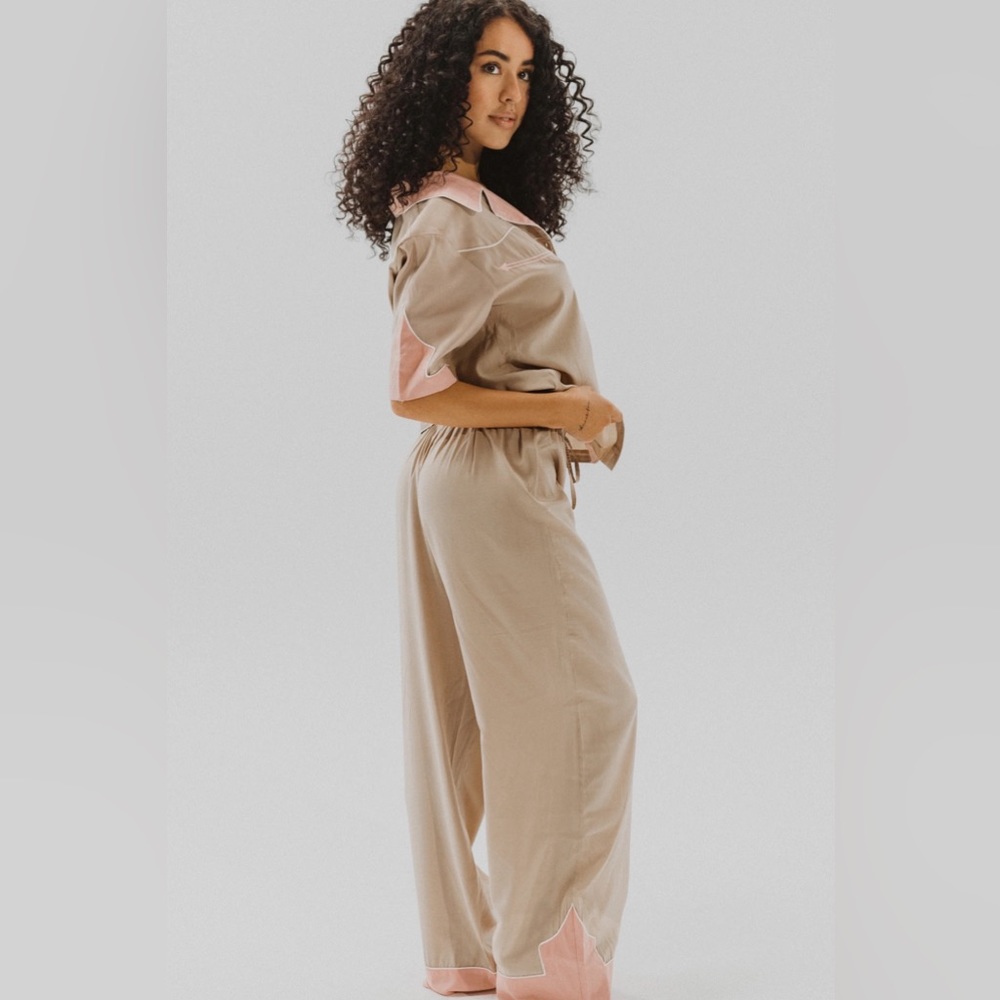 Understand leather pajama set sz xxl (fits like an xl)